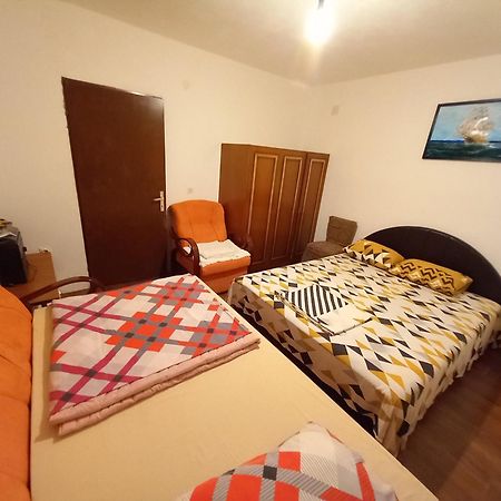 Вилла Etno House Mira Вирпазар Экстерьер фото